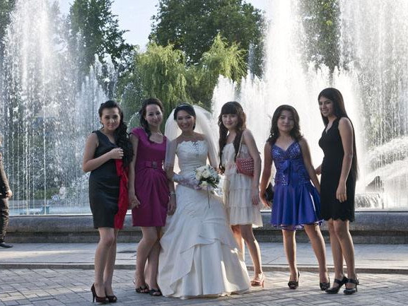 迎娶乌兹别克斯坦新娘，对方的结婚仪式你不得不了解。